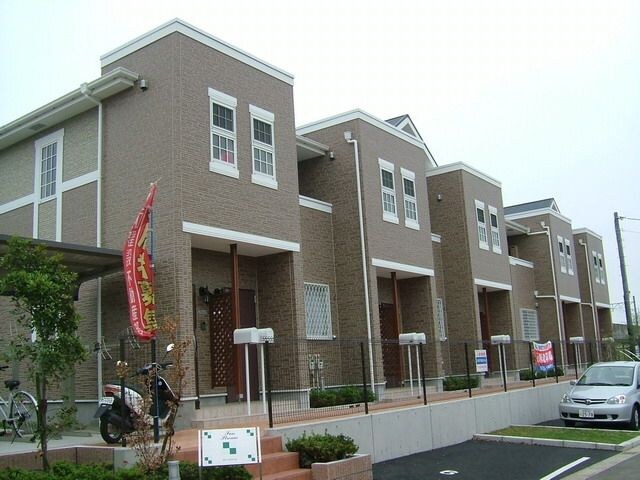 サンストリームの物件外観写真