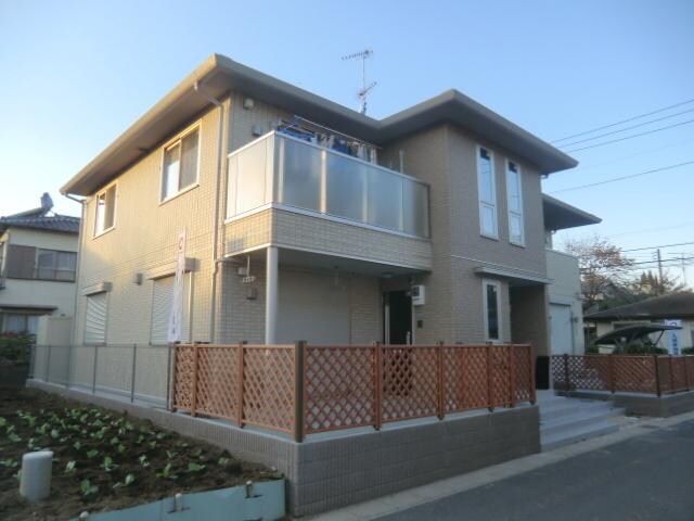 ロイヤルヒルズＰの物件外観写真