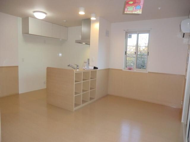 ロイヤルヒルズＰの物件内観写真