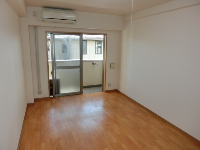 アジュール１の物件内観写真