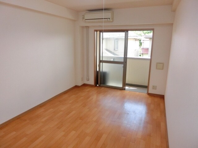 アジュール１の物件内観写真