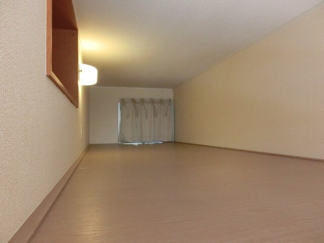 レオパレスワールド中和倉の物件内観写真