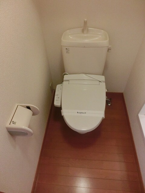 レオパレスワールド中和倉の物件内観写真