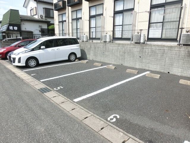 レオパレスワールド中和倉の物件内観写真