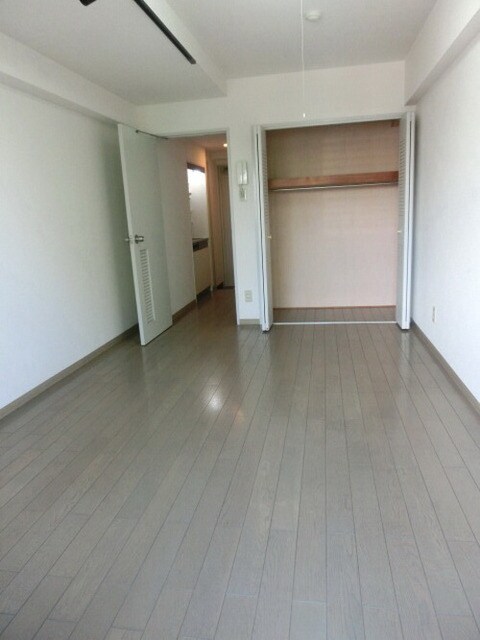 カンファーコートの物件内観写真