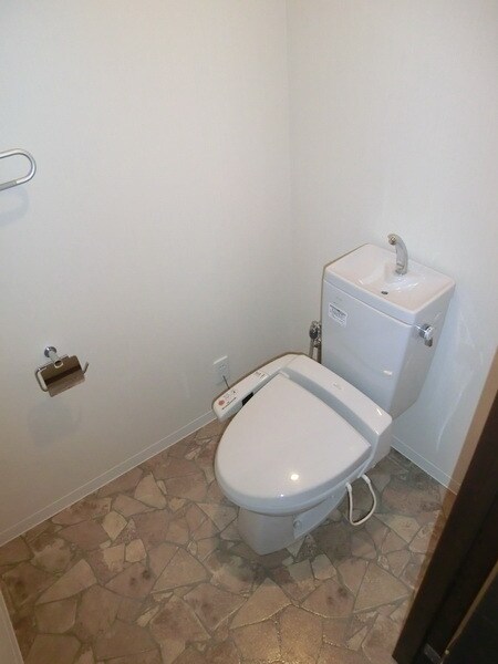 アンジュフローリアの物件内観写真