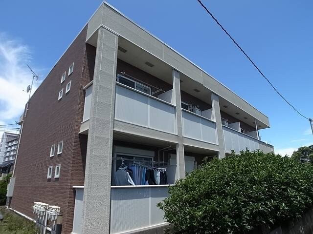 メゾン・ジュネスの物件外観写真