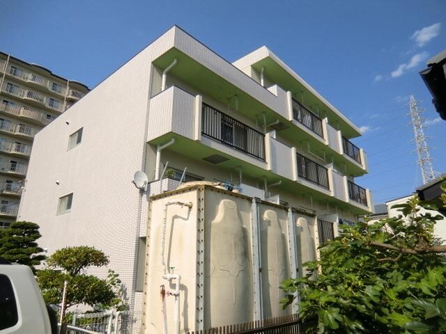 グランドール高橋の物件外観写真