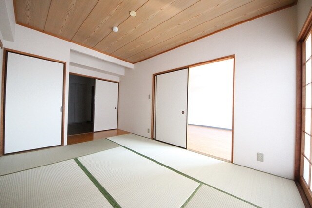 シラカワパレスの物件内観写真