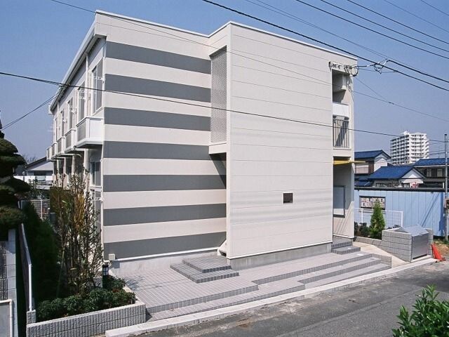 レオパレスＳｐｒｕｃｅの物件外観写真