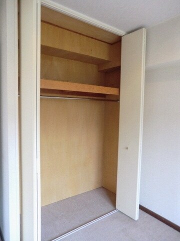 綾東ヴィレッジ弐番館の物件内観写真