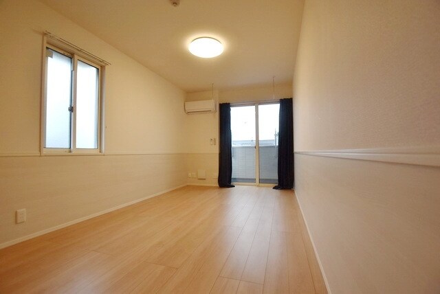 Ｔスクエア越ヶ谷の物件内観写真