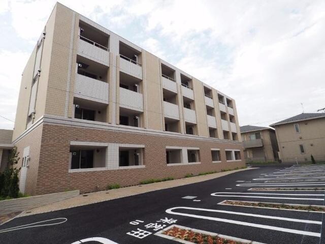 リュー・セレノの物件外観写真