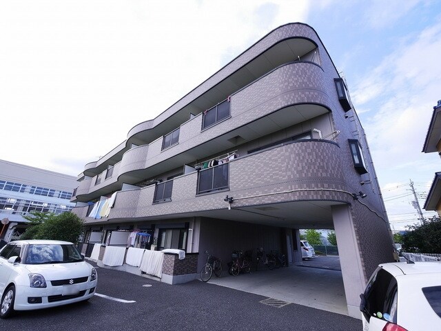 コンフォートピレアの物件外観写真