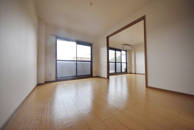 コンフォートピレアの物件内観写真