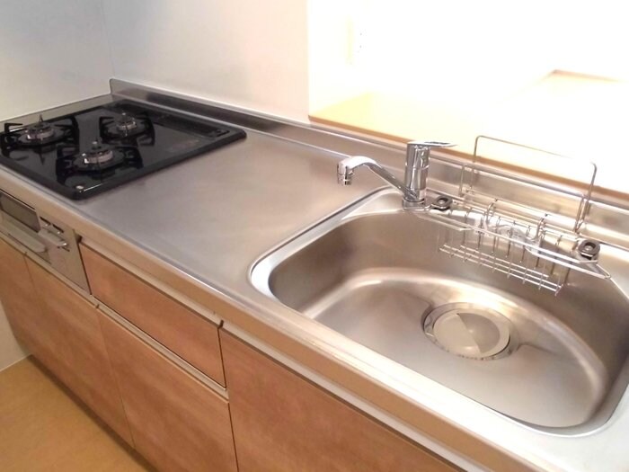 メルヴェーユ三郷中央　Aの物件内観写真