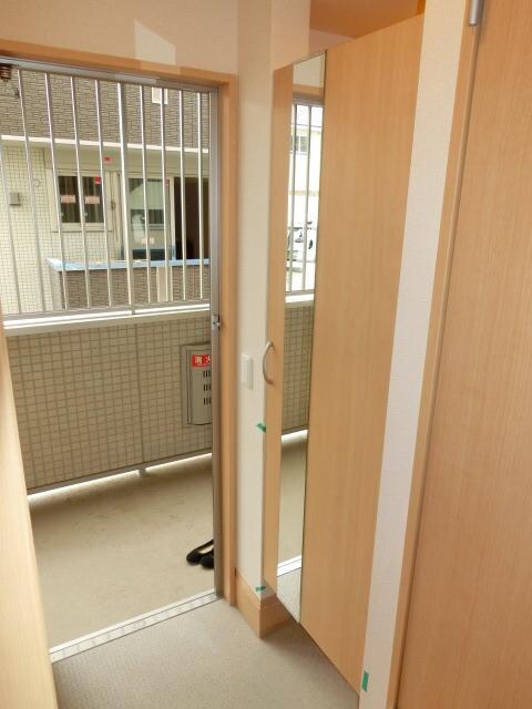 メルヴェーユ三郷中央　Aの物件内観写真