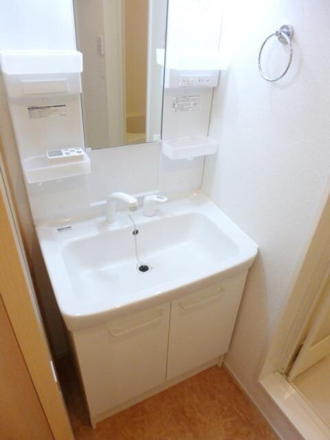 ミリオーネＢの物件内観写真