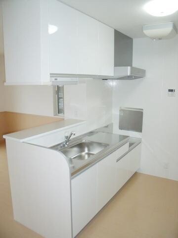 クリスタルエトワール　の物件内観写真