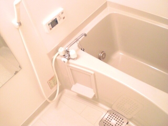 ロワールＢの物件内観写真