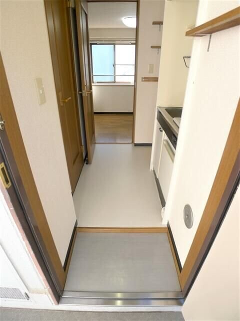 アークフラッツの物件内観写真