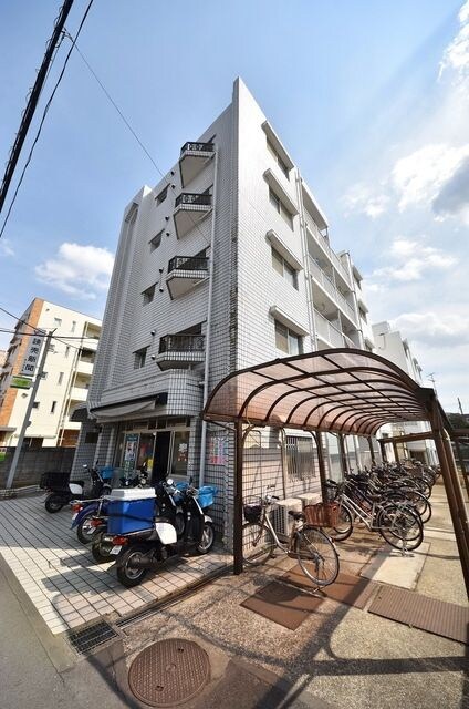 エムケイパレスの物件外観写真