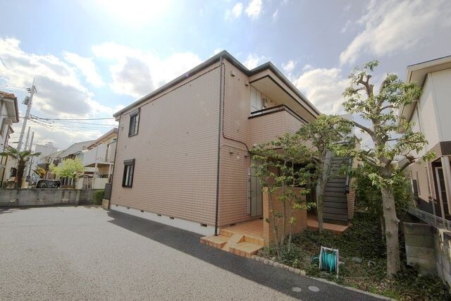 トランキュル・ヴィルの物件外観写真