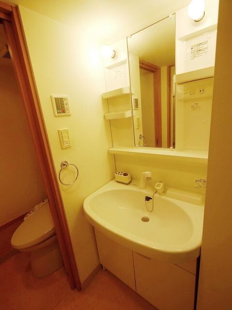 アモーレ所沢の物件内観写真