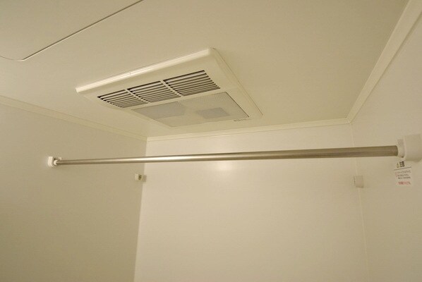 ＩＳＩＳ　２４（イーシス　２４）の物件内観写真