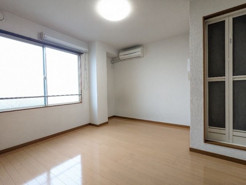 アリエスビルの物件内観写真