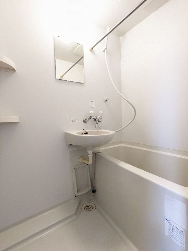 アリエスビルの物件内観写真