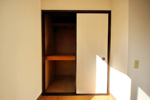 フォーブル関の物件内観写真