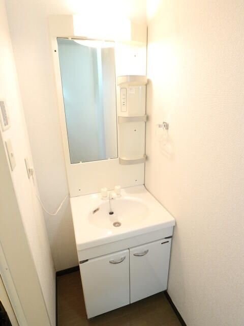 メゾンドＥＬＬＥIIIの物件内観写真