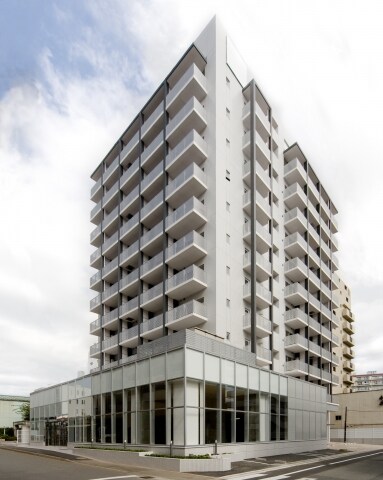 プライムアーバン久米川の物件外観写真