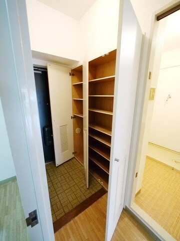 シュターンハイム第１の物件内観写真