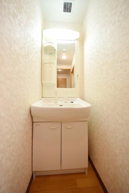 ピュアクレセントの物件内観写真