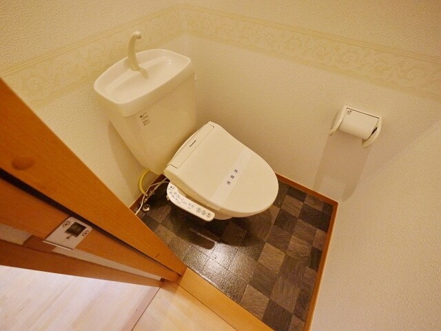 コンフォート宮本の物件内観写真