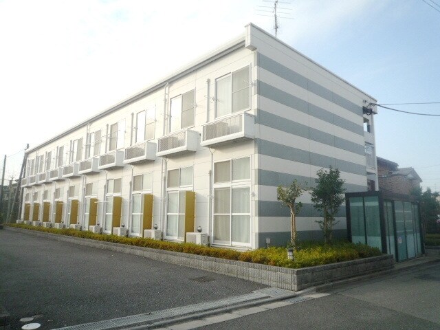 レオパレスフォレスト２１Ａの物件外観写真