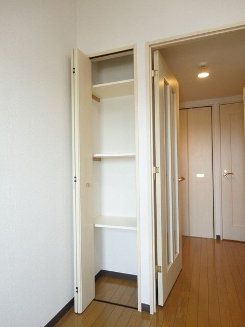 サンテミリオン上井草の物件内観写真