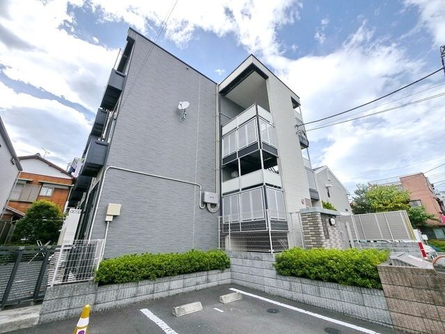 レオパレスダックスの物件外観写真