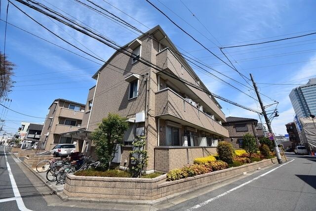 グランドソレーユA棟の物件外観写真