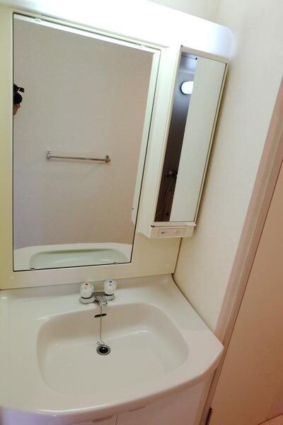 コーポレート中清戸２号棟の物件内観写真