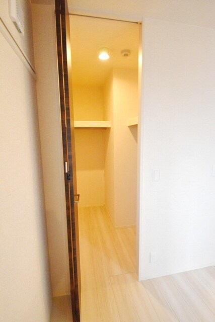 クレセント東住吉の物件内観写真