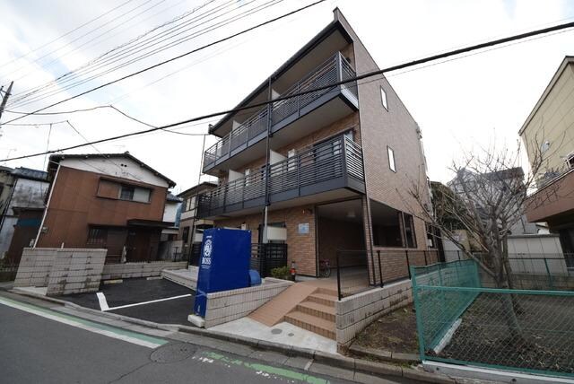 レオネクストヴォラーレの物件外観写真