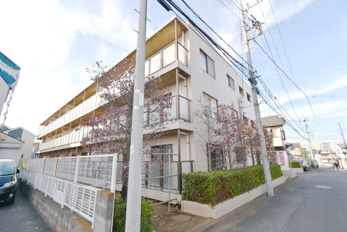 ニューベルヴェの物件外観写真