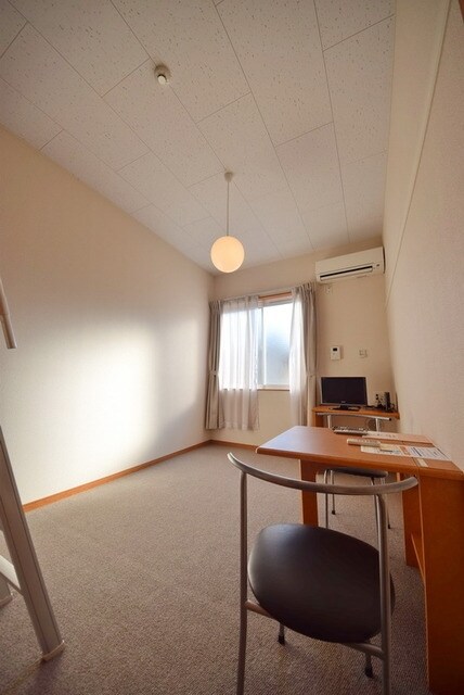 レオパレスシェ　ヴーの物件内観写真