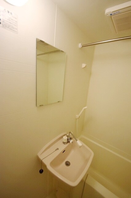 レオパレスラ　プランタンの物件内観写真