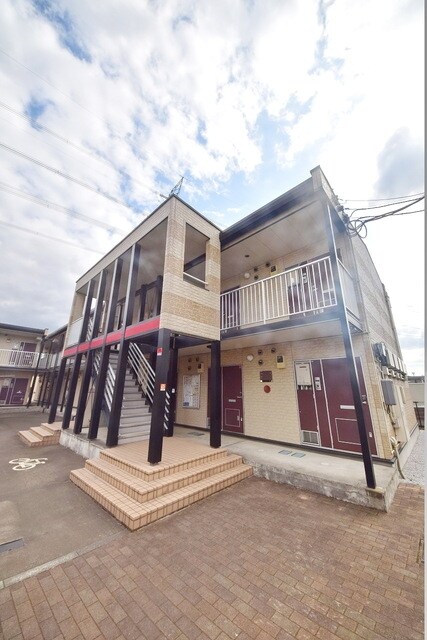 レオパレスミヤウラの物件外観写真