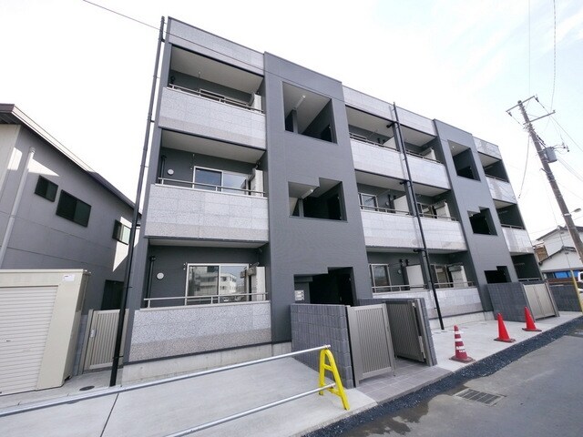 La Primaveraの物件外観写真