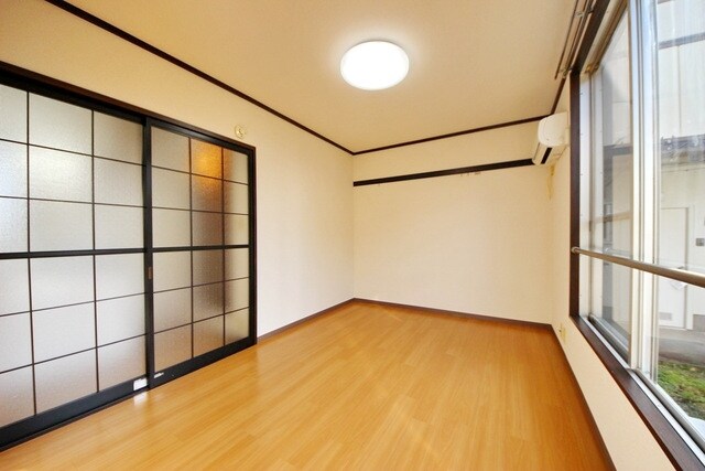 フォーブル関の物件内観写真